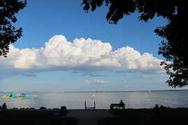 Gomolyfelhők a Balaton déli partján 1