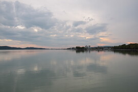 Felhők tükröződése Balatonfüreden-4