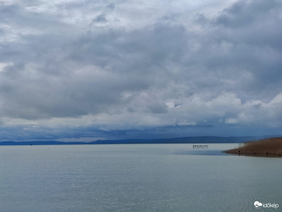 Borongós Balaton 