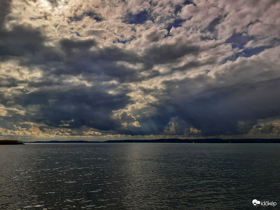 Nyári vihar van készülőben 