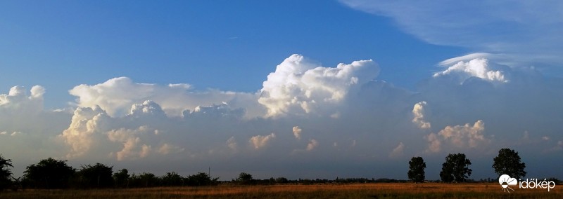 Homokmégy-Tőlünk északra.