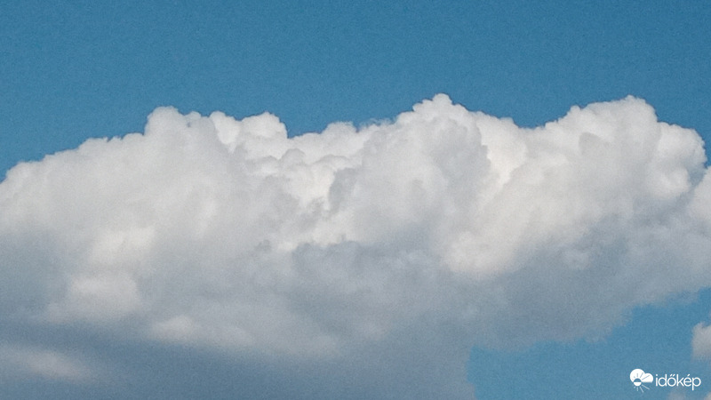 Felhő 4/4