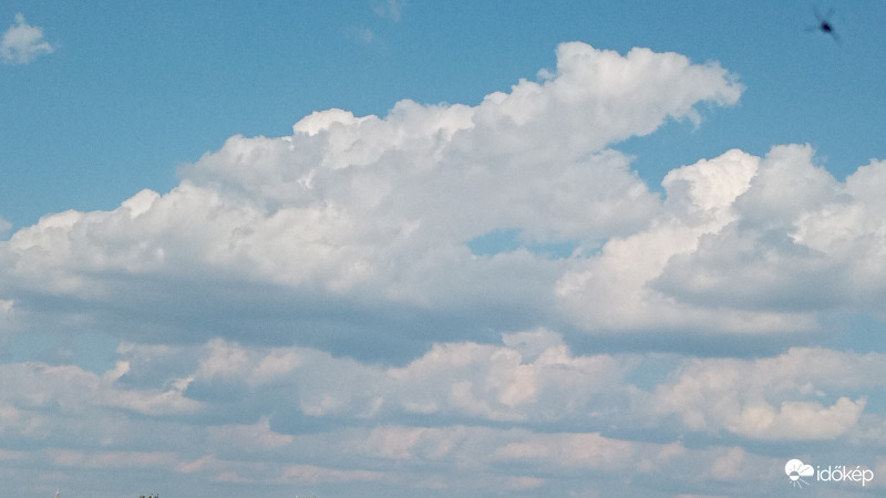 Felhők