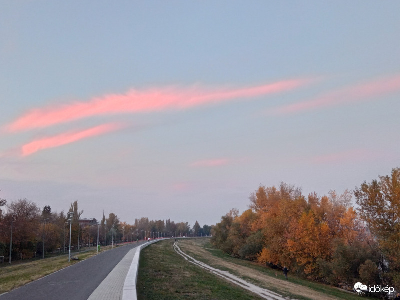 Napnyugta idején