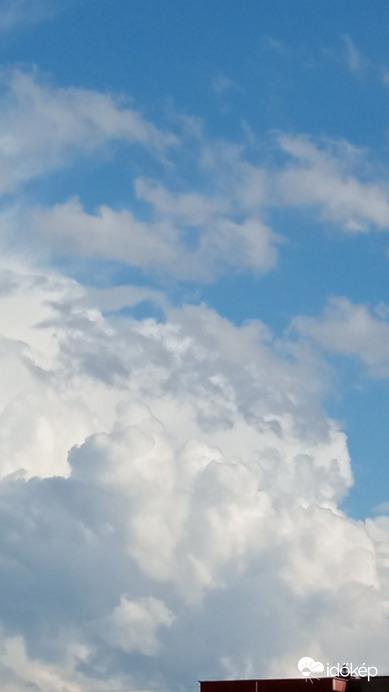 "Elvonult a vihar, kisütött a Nap"...