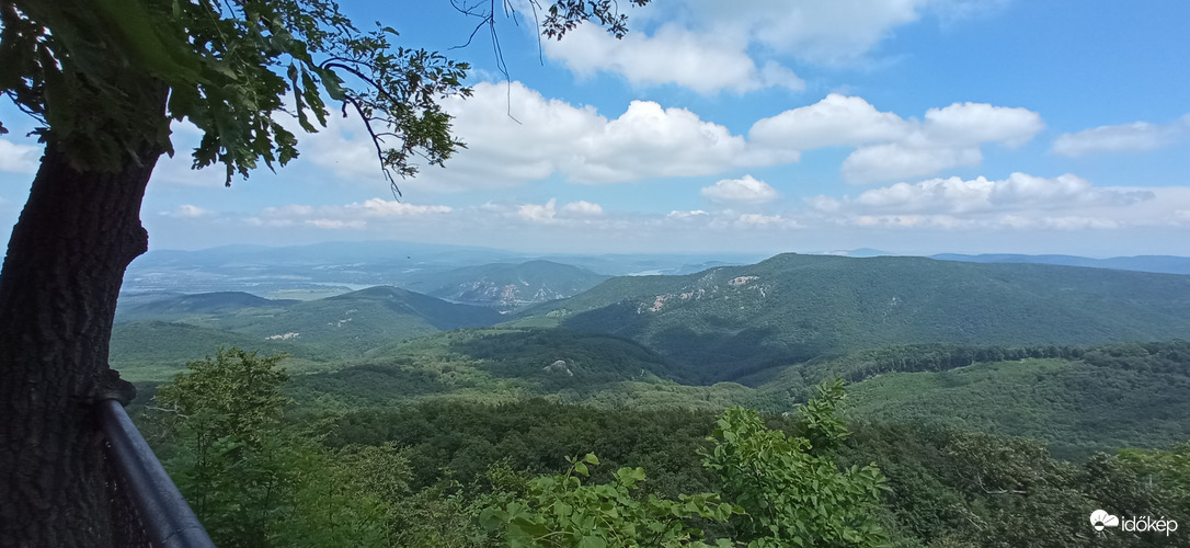 Dobogókő - Rezső kilátó délben