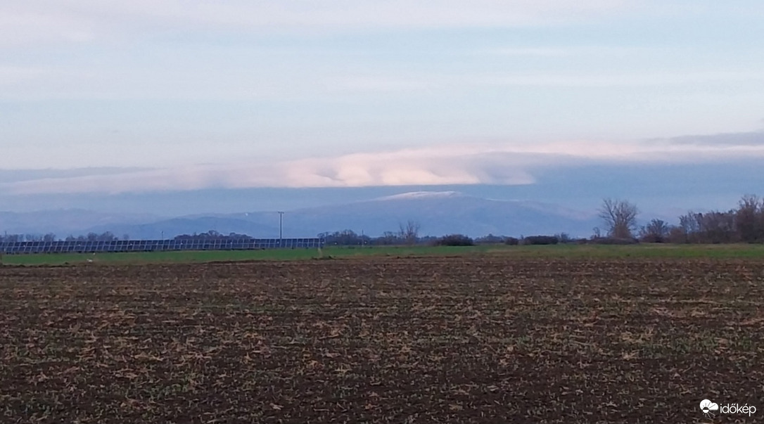 Különös felhők Kékestető fölött 