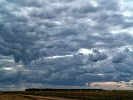 További felhős kép