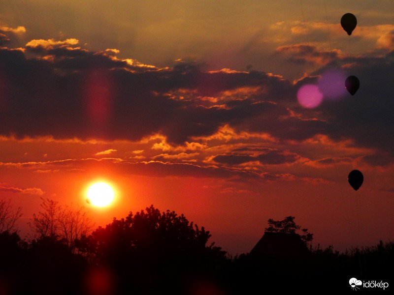 Színes lufik - szélmérés - 1982