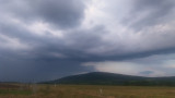 érkezőben 2