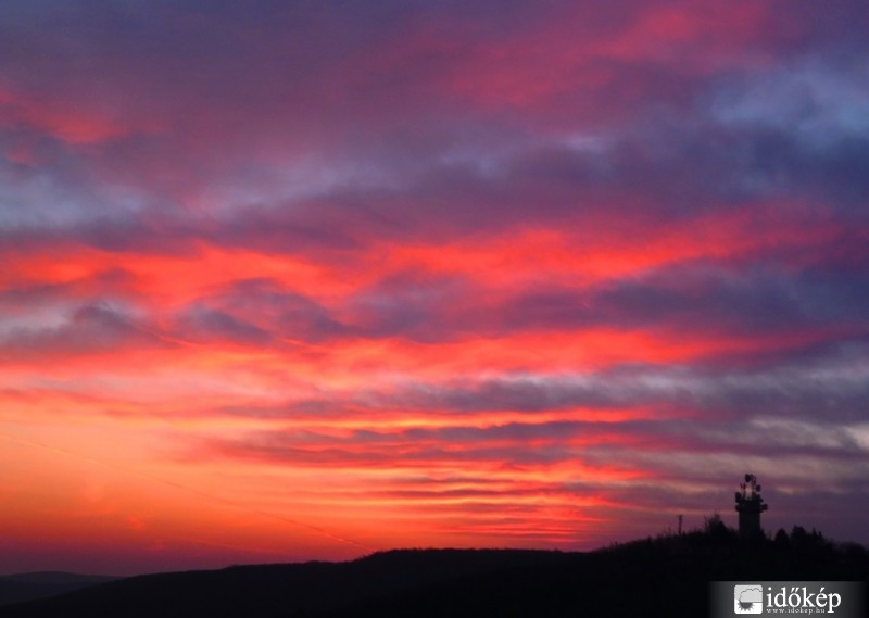 Napfelkelte előtt (2016. 01. 03., 07:18-kor)