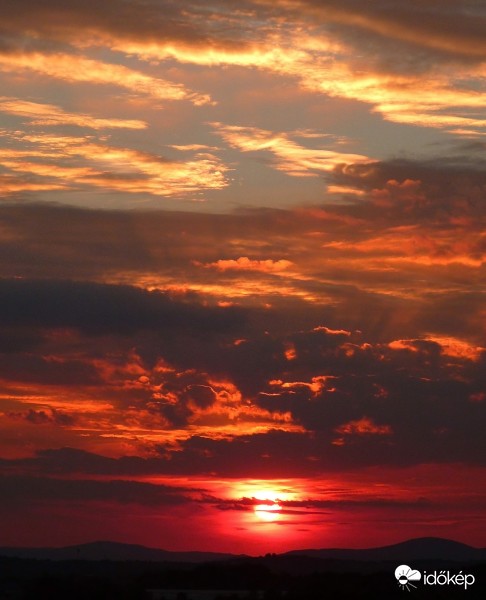 Naplemente előtt nem sokkal