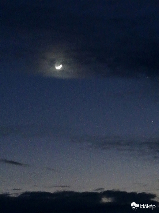 Hold & Fiastyúk (Huawei) 