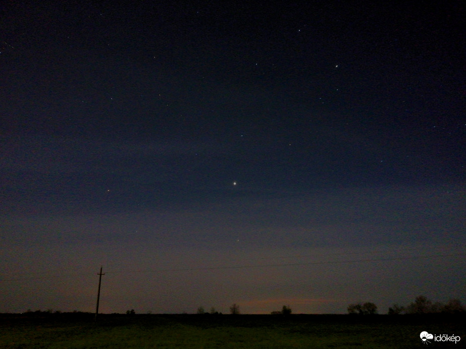 Csillagos égbolt/táj Dévaványán 