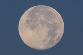 Reggeli telihold (2025. 11. 06.)