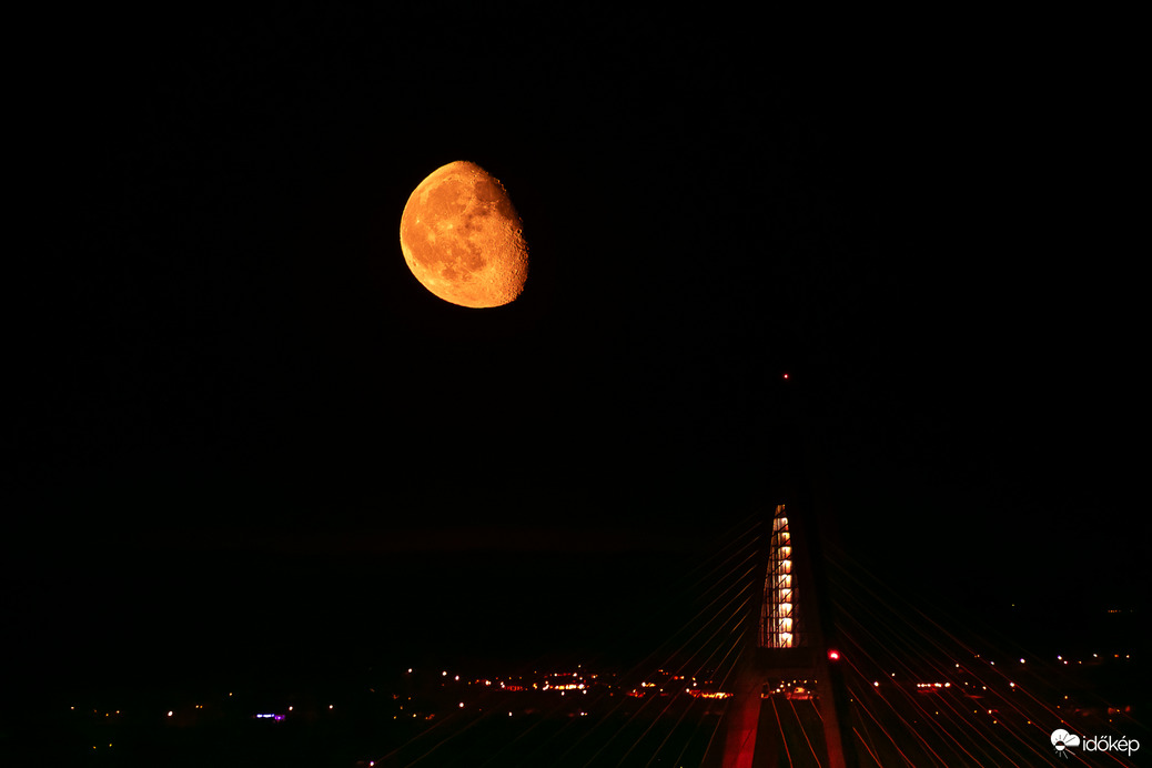 Moon rising 08.13.