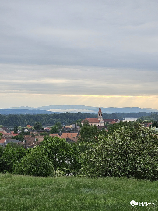 Nyergesújfalu