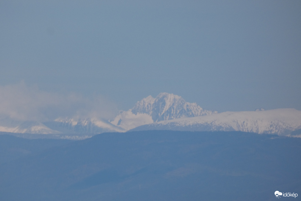 Magas-Tátra a Salgóvár-ból_5