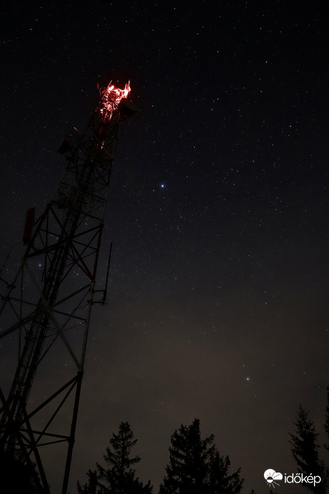 Nyári égbolt a bánkúti Petőfi kilátóból
