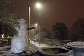 Hóemberek lepték el Pécs belvárosát