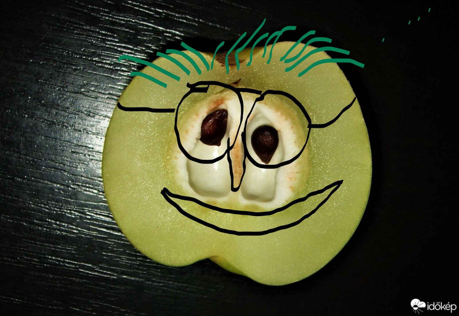 Bennem  már nincs FÉL elem:)) 