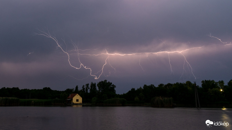 Püspökladány