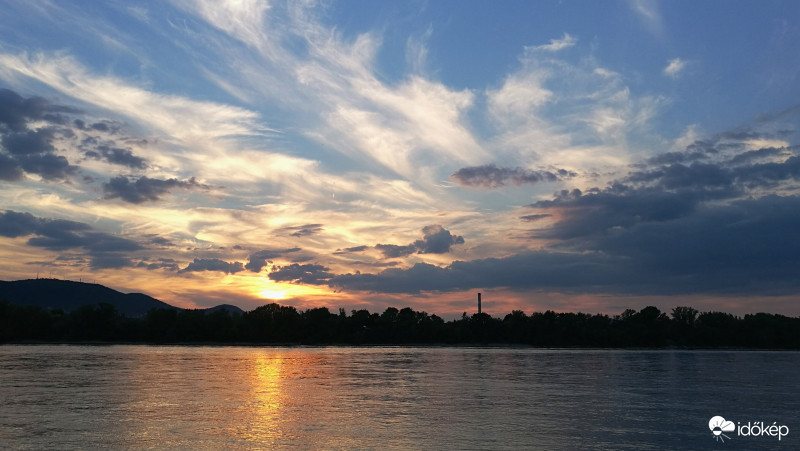 Dunaparton