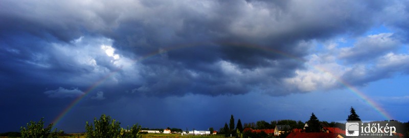 Szivárvány zivatar után (2012.07.15)