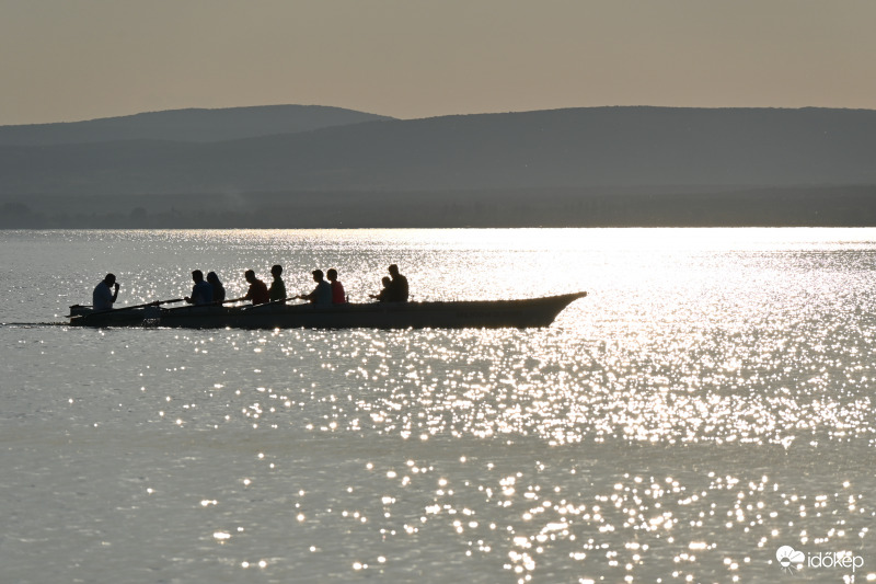 Edzés az Aranyhídon