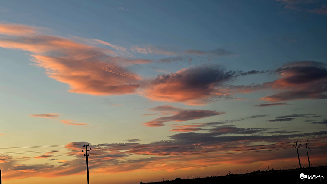 Altocumulus lenticularis