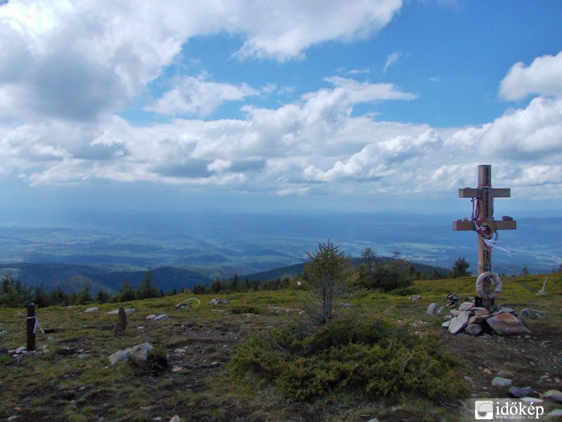 Madarasi Hargita 16 km, szintkülönbség 1801 m. idő: 4 óra, nehézség kezdőknek:bes.arás
