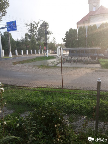 Sárközújlak