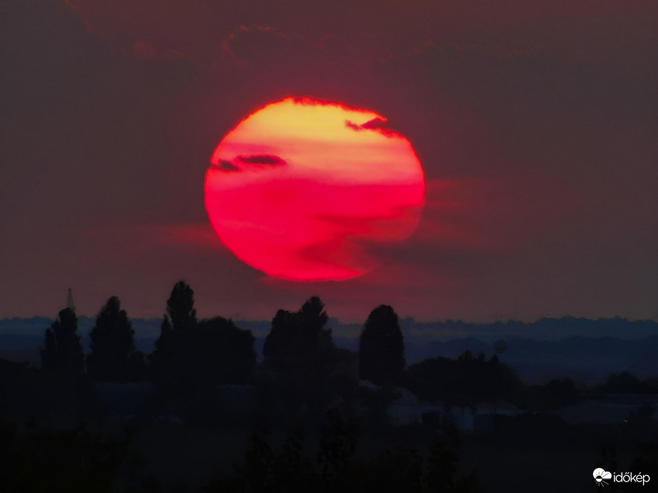 Az év legkésőbbi naplementéje