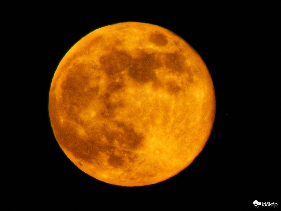 Az év első szigetközi teliholdja