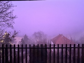 Leszállt a rózsaszín (lila) köd : )