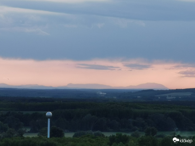 Bakonygyirótról a Schneeberg 