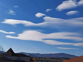 Altocumulus lenticularis