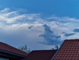 Gyűlnek a viharfelhők