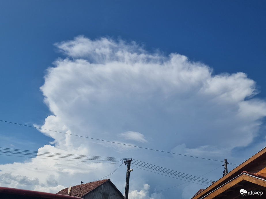 Alakulnak a délutáni viharok az Alföldön 3