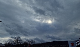 Hegyeket átölelve