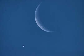 Hold és a Vénuszt egymás melett 