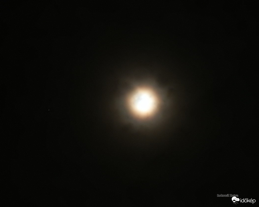 Hold-Jupiter együttállás