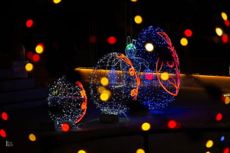 Nem mindennapi látvány van Tiszadada főterén   – ezt látnod kell! 