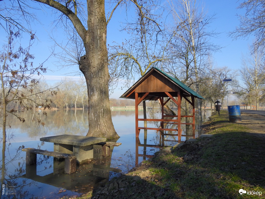Árvízi tetőzés, 608 cm, Tiszalök