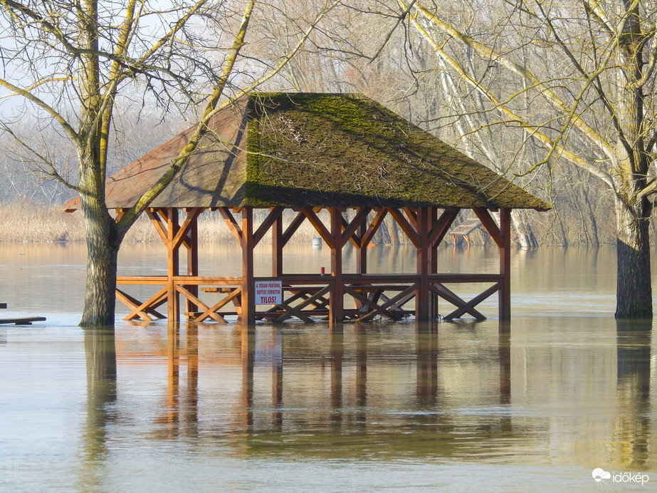 Árvízi tetőzés, 608 cm, Tiszalök