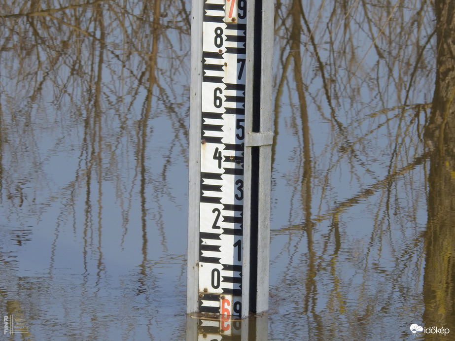 Árvízi tetőzés, 608 cm, Tiszalök