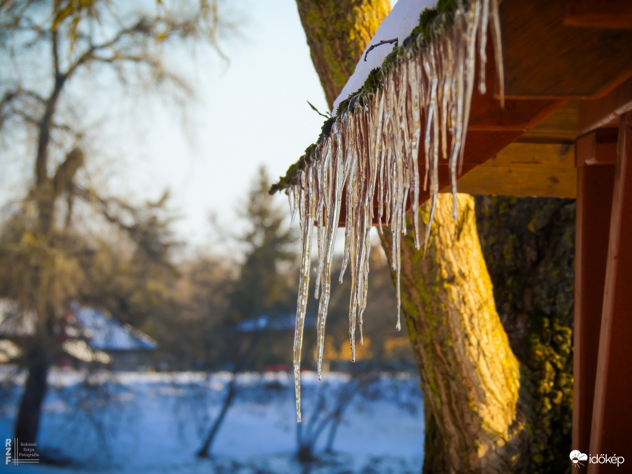 Amikor a jég elkezd mesélni: jégpókok, rianások, lékelés