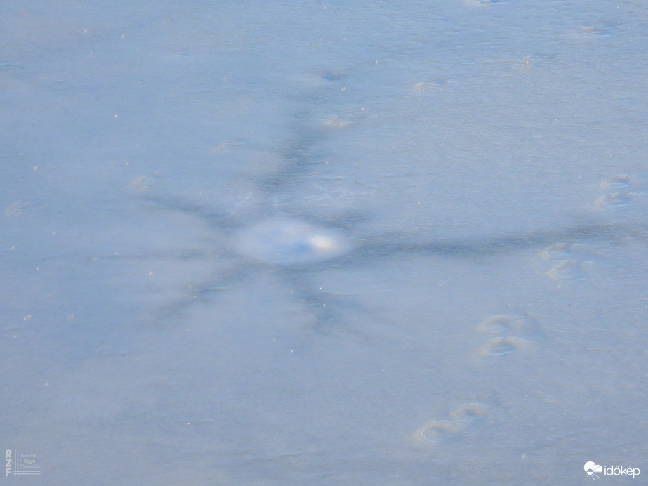 Amikor a jég elkezd mesélni: jégpókok, rianások, lékelés