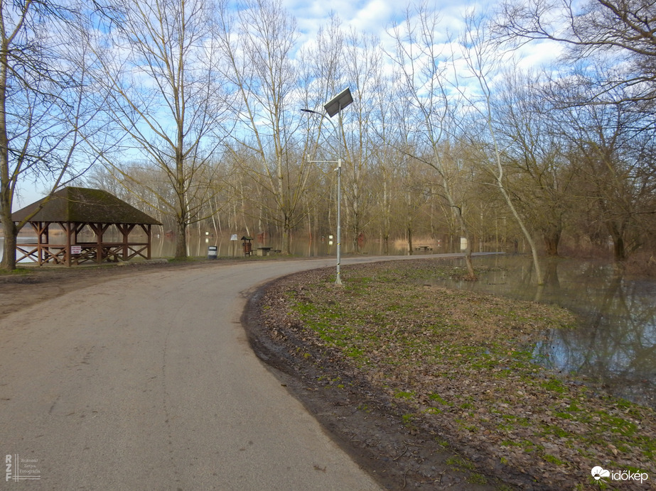 Árvíz, 565 cm, Kis-Tisza/Tiszalök