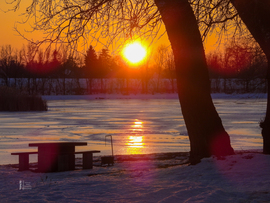 Elbűvölő naplemente a tiszalöki Kis-Tisza holtágnál